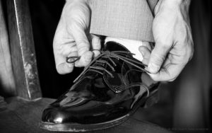 Schuhe binden mit Präzision © 2016 pixabay.com | prepon.de